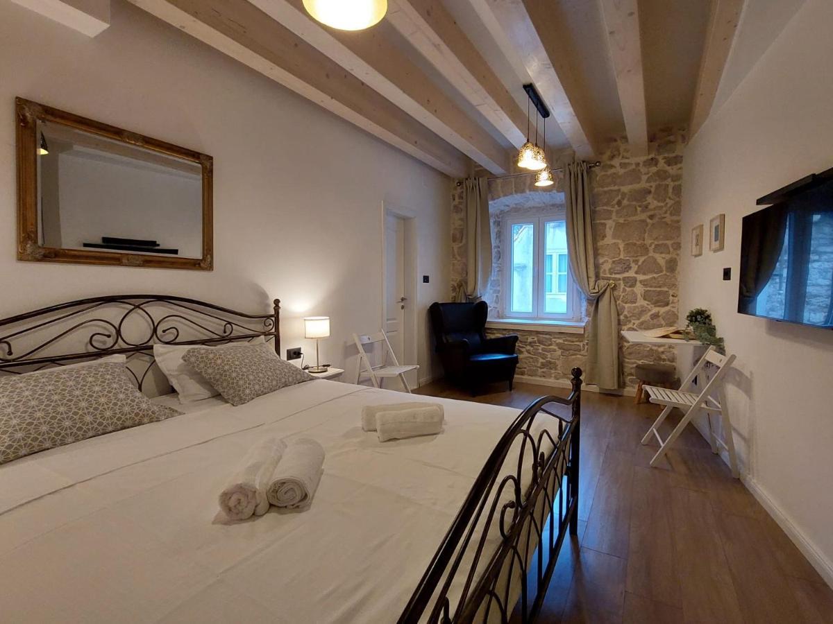 Central Palace Apartment Szybenik Zewnętrze zdjęcie