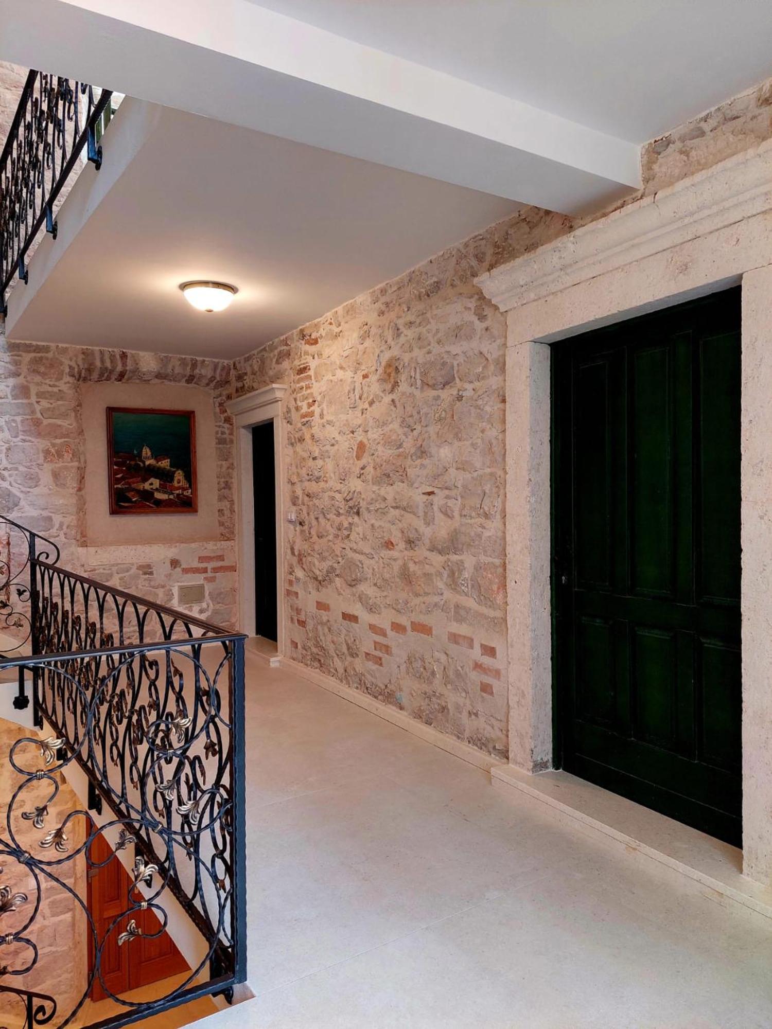 Central Palace Apartment Szybenik Zewnętrze zdjęcie