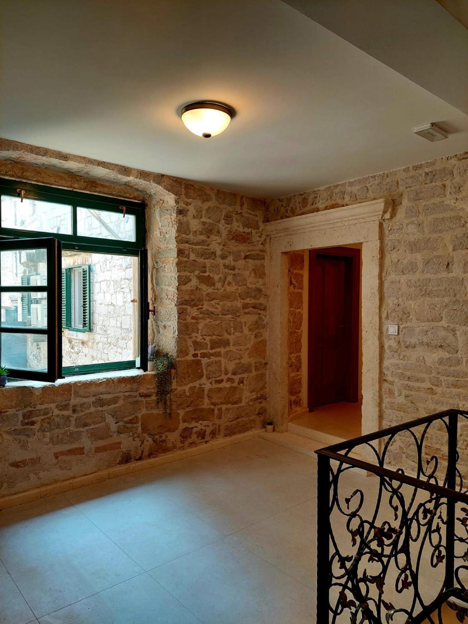 Central Palace Apartment Szybenik Zewnętrze zdjęcie